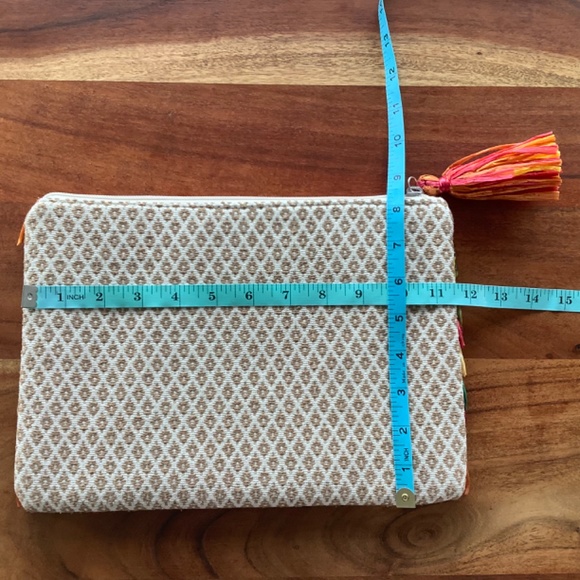 NWOT OYSHO rainbow raffia cotton clutch or tablet case - Picture 3 of 7